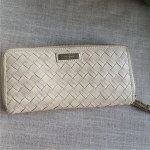 ⭐Cole Haan Cream Woven Leather Wallet